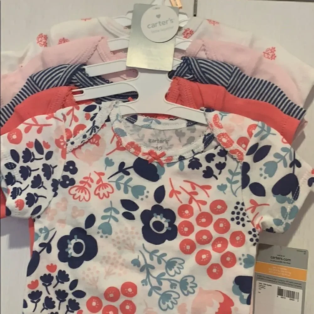 🎉1 hr sale🎉Carters baby set 5🎉